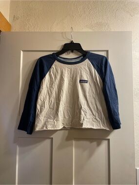 Patagonia cropped baseball tee